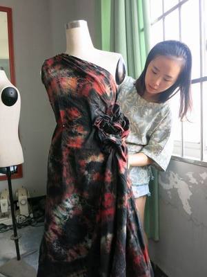 服裝裁剪與制作 學生作業中的創意與實踐